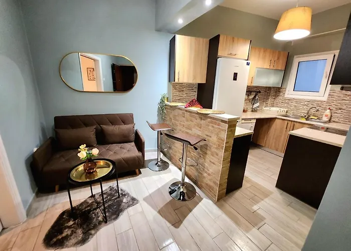 Downtown Athens Apartment